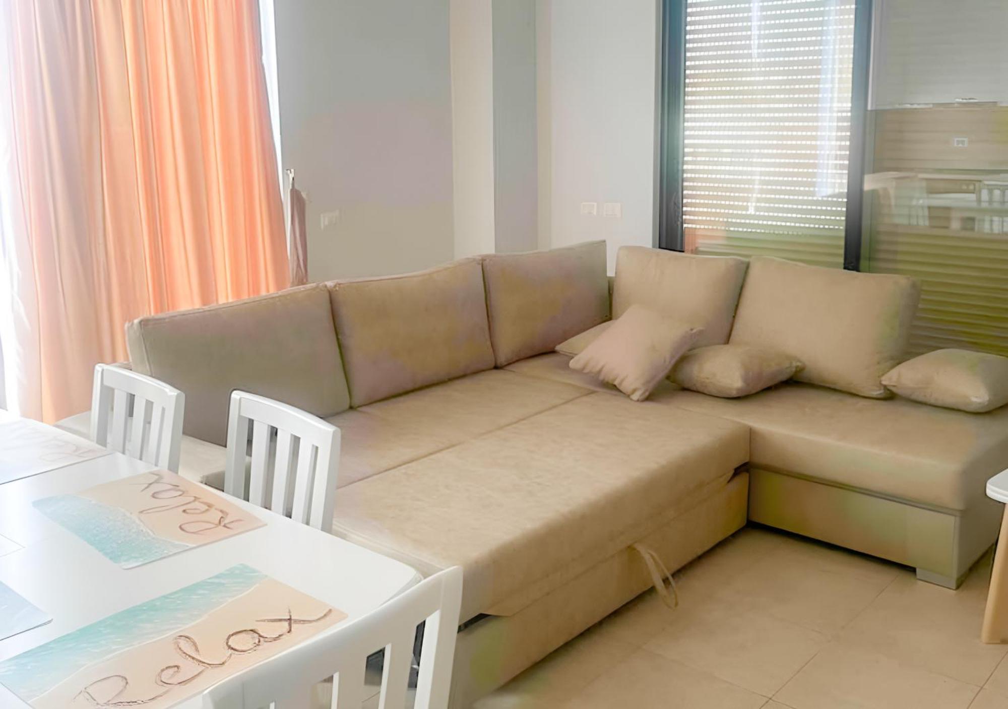 Yellow Building Durres Room photo
